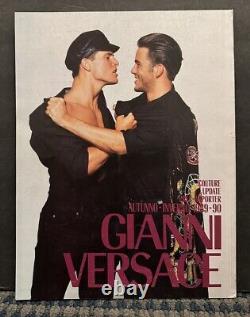 1989-1990 Autunno-Inverno Gianni Versace (Update) Couture Catalog No. 17