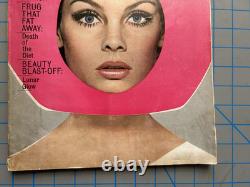 Harper's Bazaar April 1965 Jean Shrimpton Donyale Luna Richard Avedon Op Art