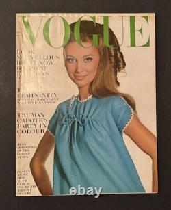 Vogue January 1967 Evelyn Kuhn Jean Shrimpton Avedon Jacqueline de Ribes Camaro