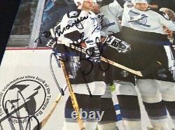 1ère Édition Tampa Bay Lightning Magazine Lightning Strikes Signé Hockey 1992