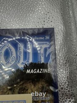 Camp Out Magazine Volume 28 Avec Angela White