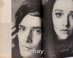 Culte Zodiaque OCCULTE OLIVIA HUSSEY Harpers Bazaar octobre 1968 DONNA MITCHELL Hiro