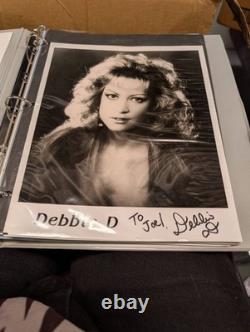 Debbie D, star de l’horreur, dossier de presse : ses photos, ses histoires, ses chansons, plus de photos