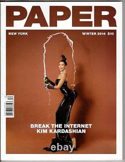 Kim Kardashian Magazine Papier Hiver 2014 Bouteille de Champagne RARE