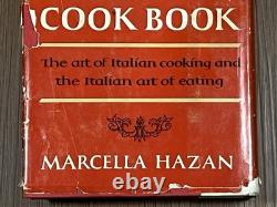 Le livre de cuisine classique italien de Marcella Hazan Première édition 1973