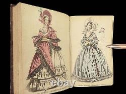 Mode 1838 1ère édition Magazine des Dames Costume Robe Couleur Illustrée Reine Victoria