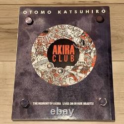 Première édition Katsuhiro Otomo complète avec cartes postales Akira Club publiée par Ko