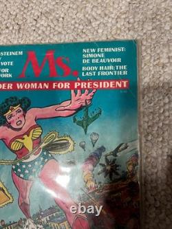 RARE ! Premier numéro de Ms. Magazine de juillet 1972 avec couverture Wonder Woman pour la présidence