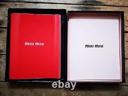 Rare Miu Miu Automne Hiver 2018 Campagne de mode Livre Magazines Boîte Collection