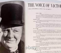 Victoire de la Seconde Guerre mondiale Numéro LEE MILLER Erwin Blumenfeld PARKINSON Beaton VOGUE Juin 1945